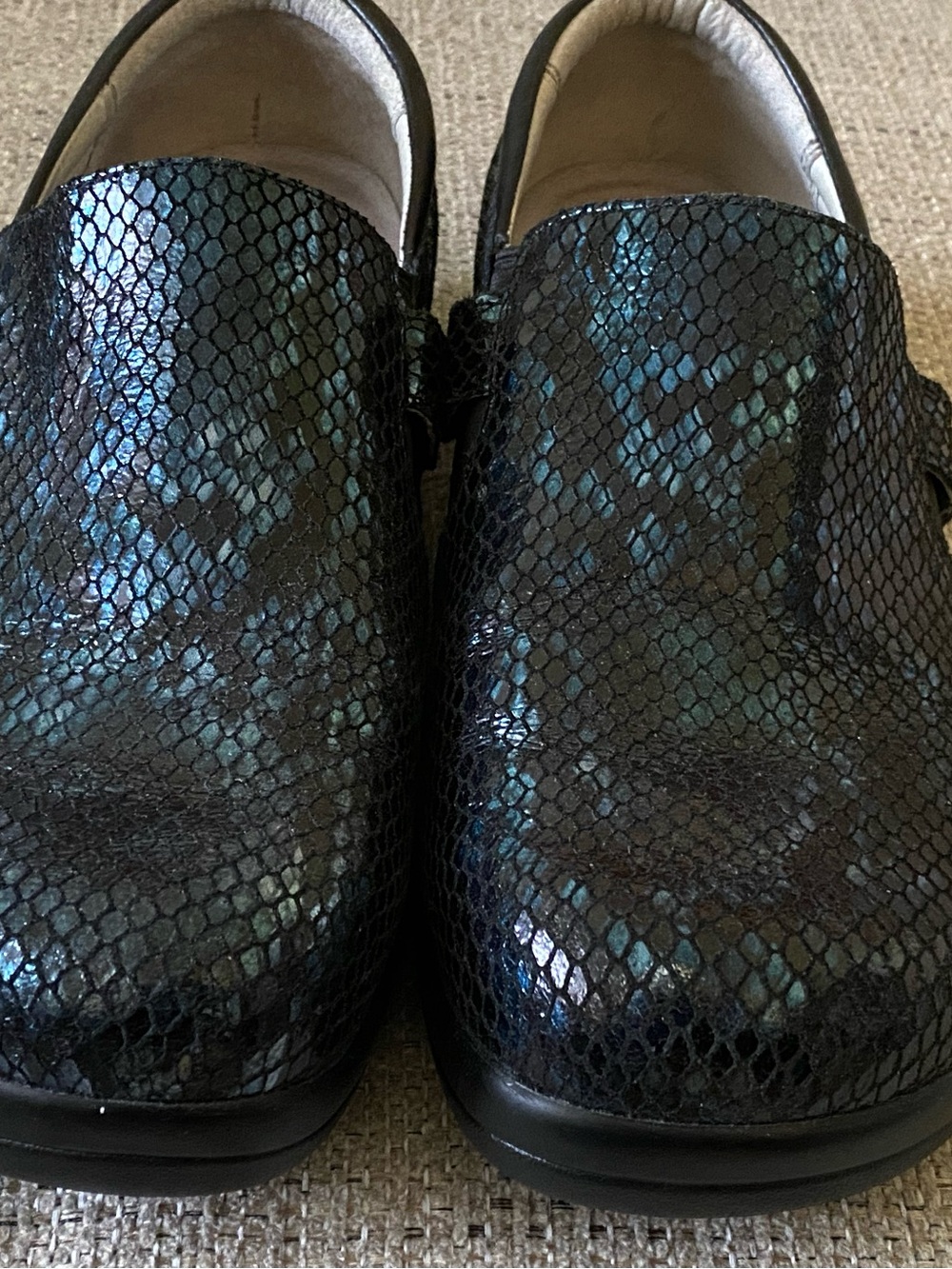 Woman’s Alegria Kara blue & black Metalic shoes size US 10, (UK size 40)